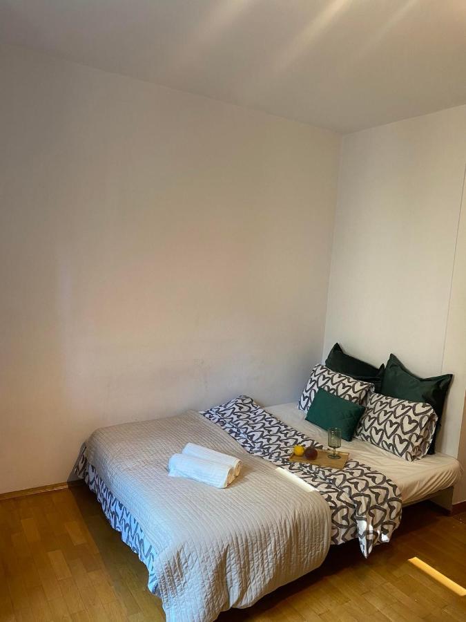 Na Wspolnej Apartament ワルシャワ エクステリア 写真